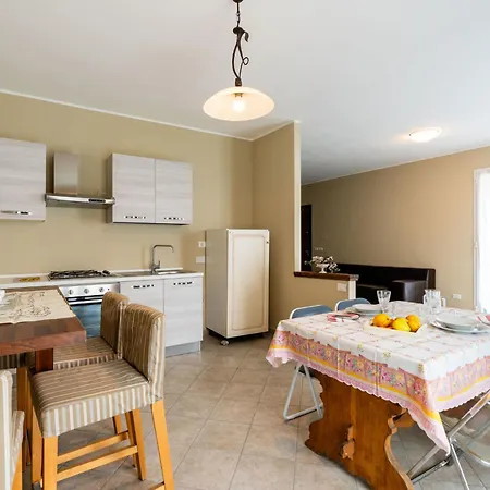 Prázdninový dům Tra Ulivi By Interhome Castellaro (Liguria)