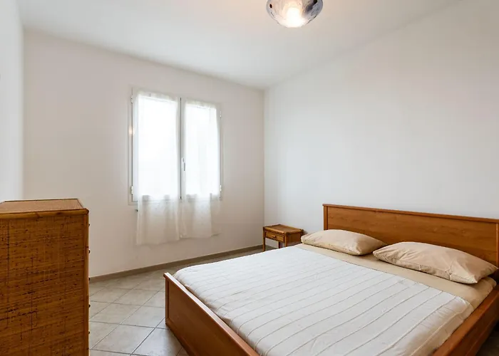 Tra Ulivi By Interhome Nyaraló Castellaro
